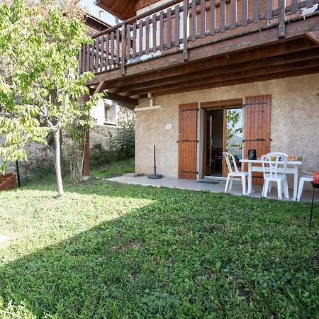 Ferienwohnung Le Mont Guillaume - 1 Chambre Terrasse Et Jardin Saint-André-dʼEmbrun Exterior foto