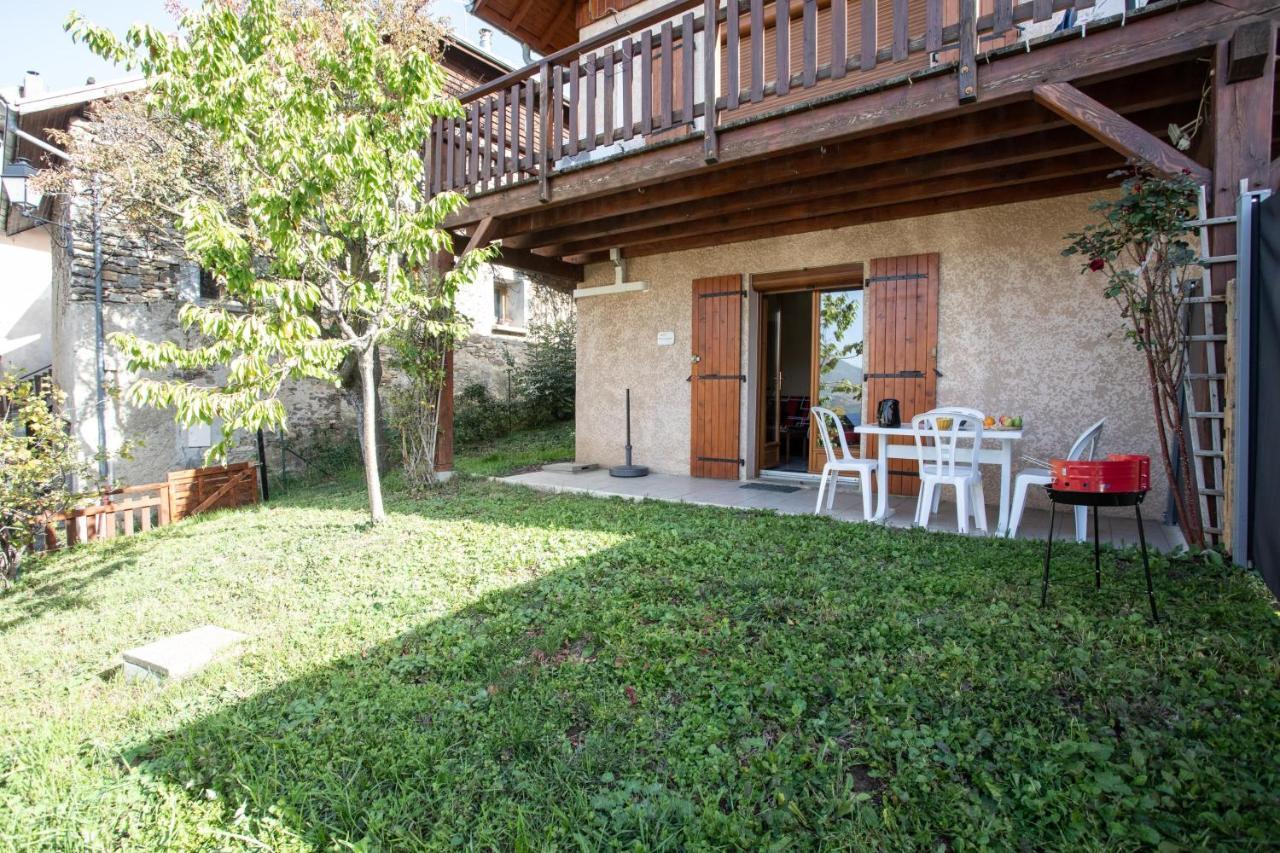 Ferienwohnung Le Mont Guillaume - 1 Chambre Terrasse Et Jardin Saint-André-dʼEmbrun Exterior foto